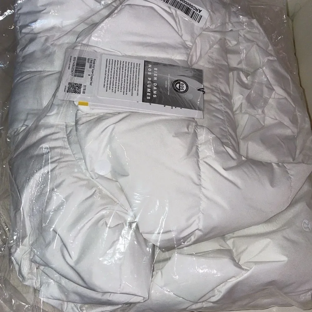 LULULEMON WUNDER Puff SUPER CROPPED vest WHITE SIZE 8 perfect cute NWT - Picture 6 of 7